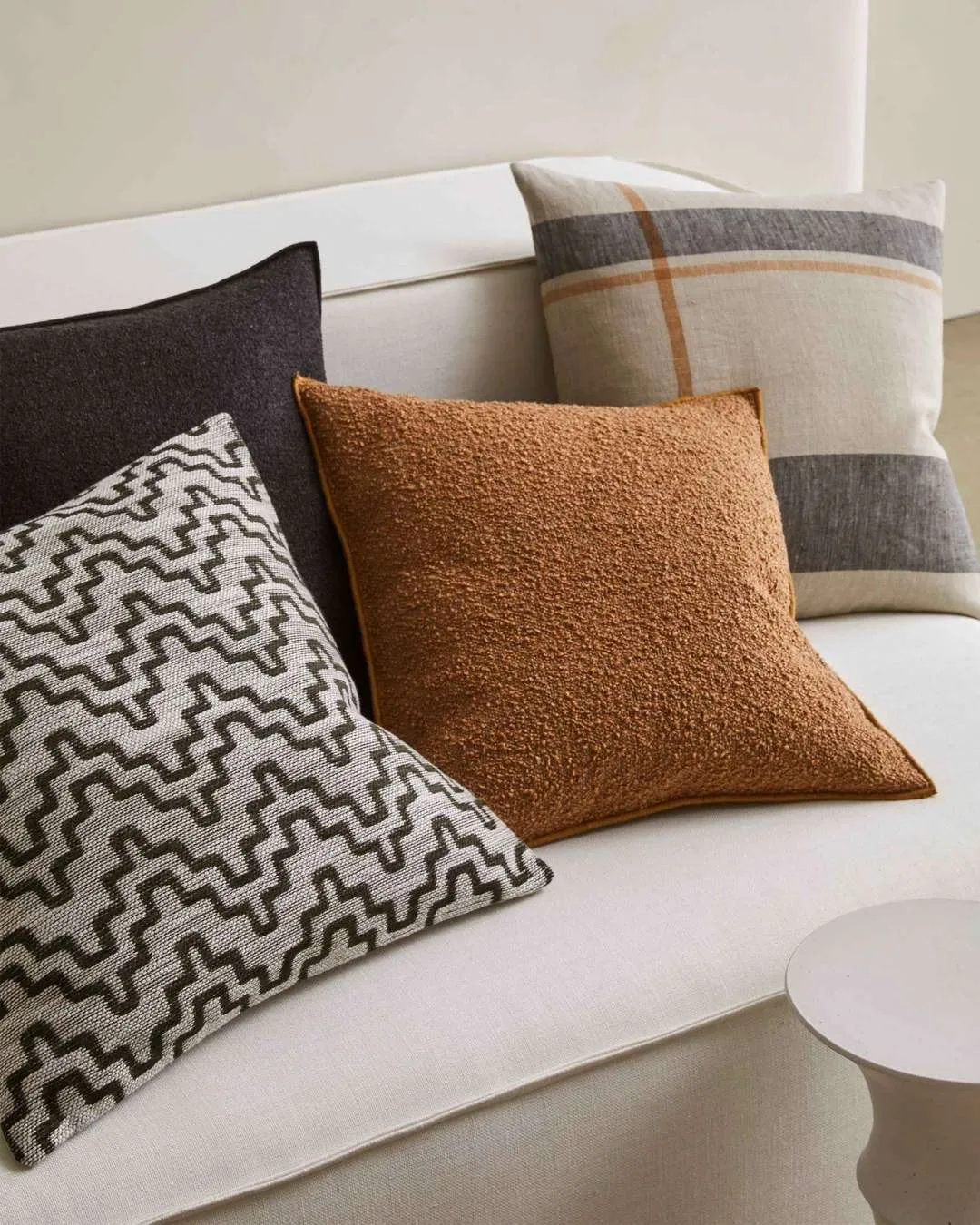 Alberto Cushions