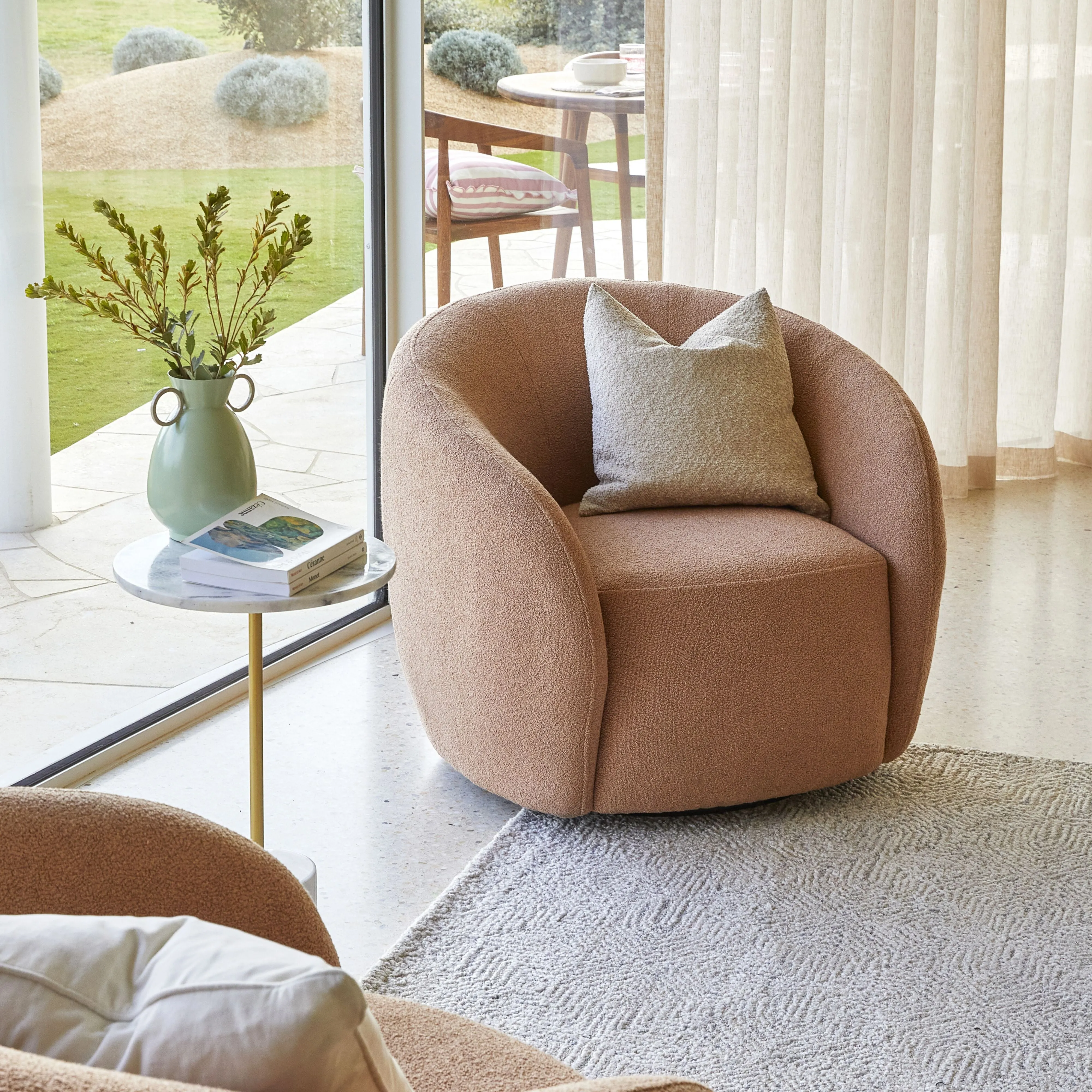 Alessa Swivel Armchair Luna Powder Pink