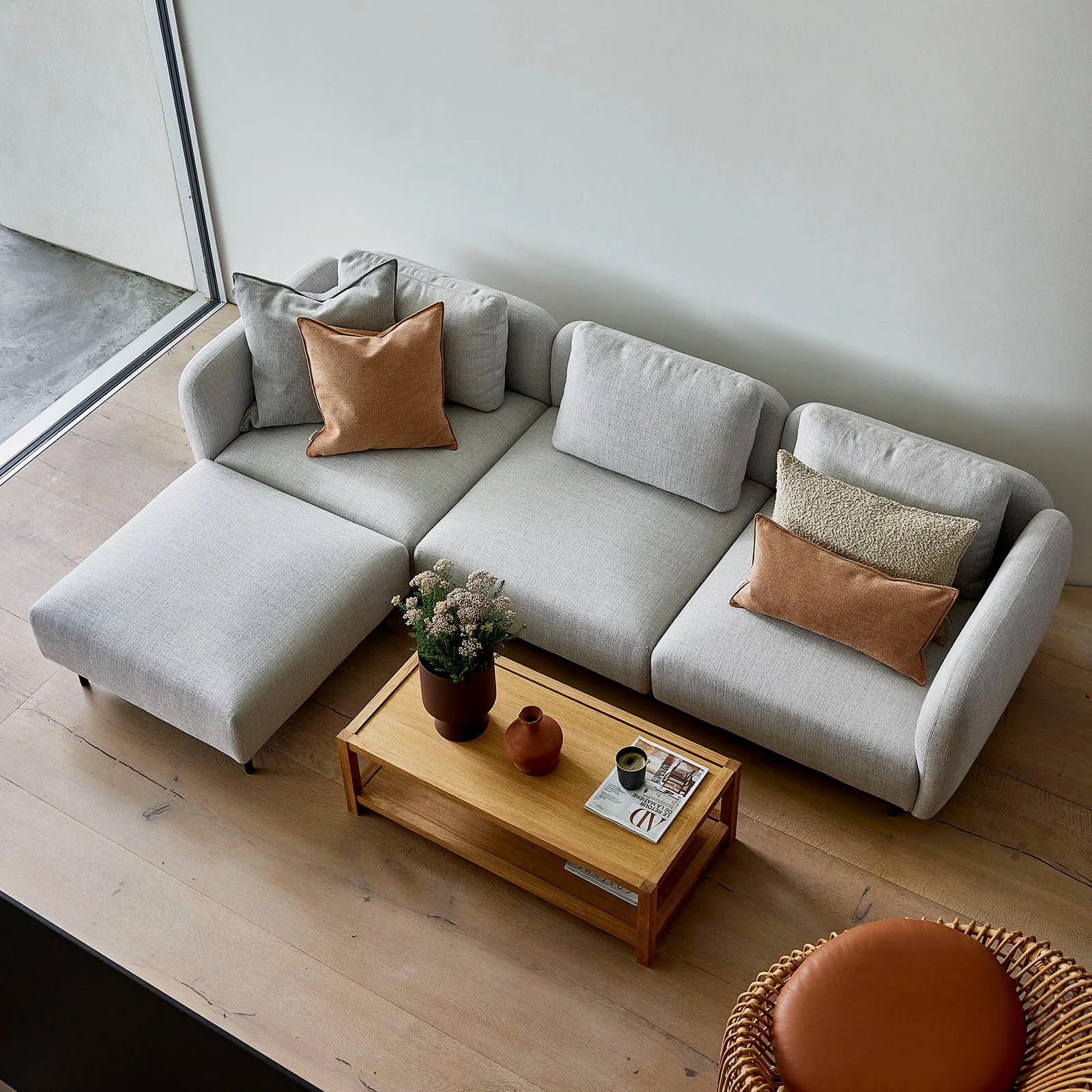 Aura Pouf