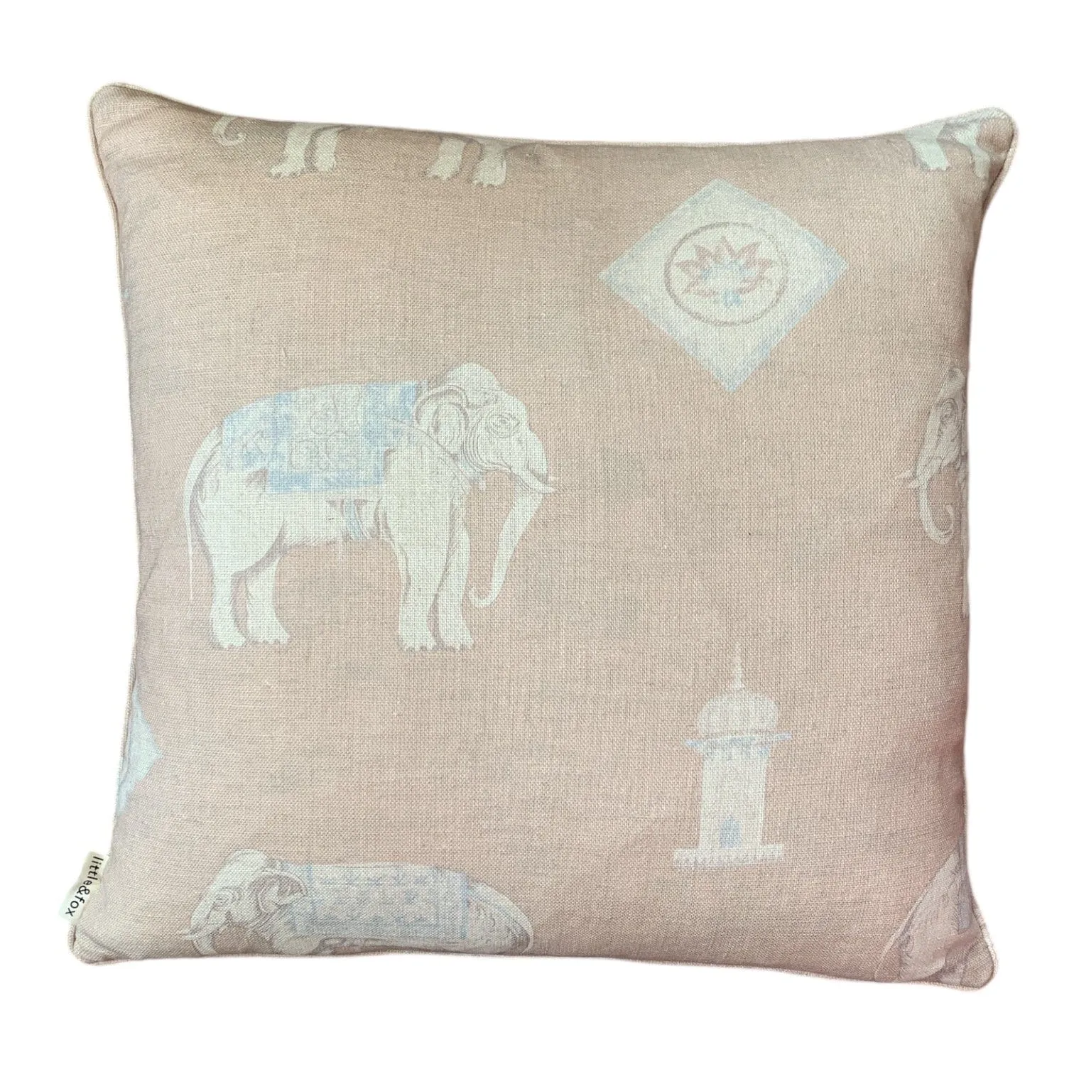 Bolo Elephant 50x50cm Cushion