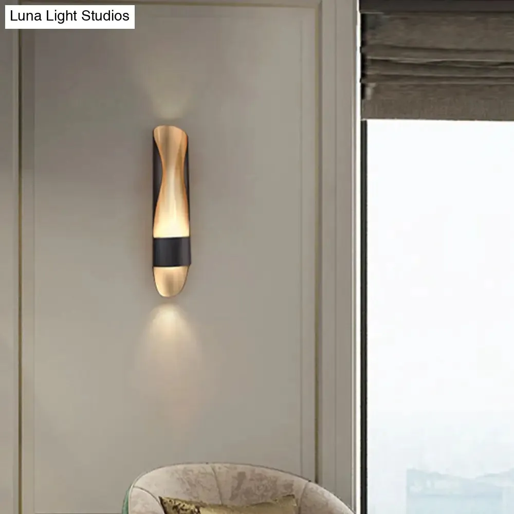 Contemporary Black LED Metal Wall Sconce with Twisted Tube Design
