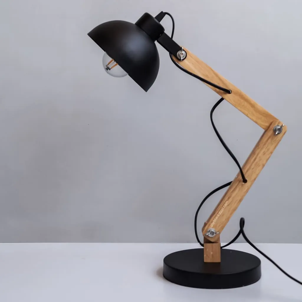 Fdl101 Mid-Century Essential Desk Lamp In Black Metal And Wood