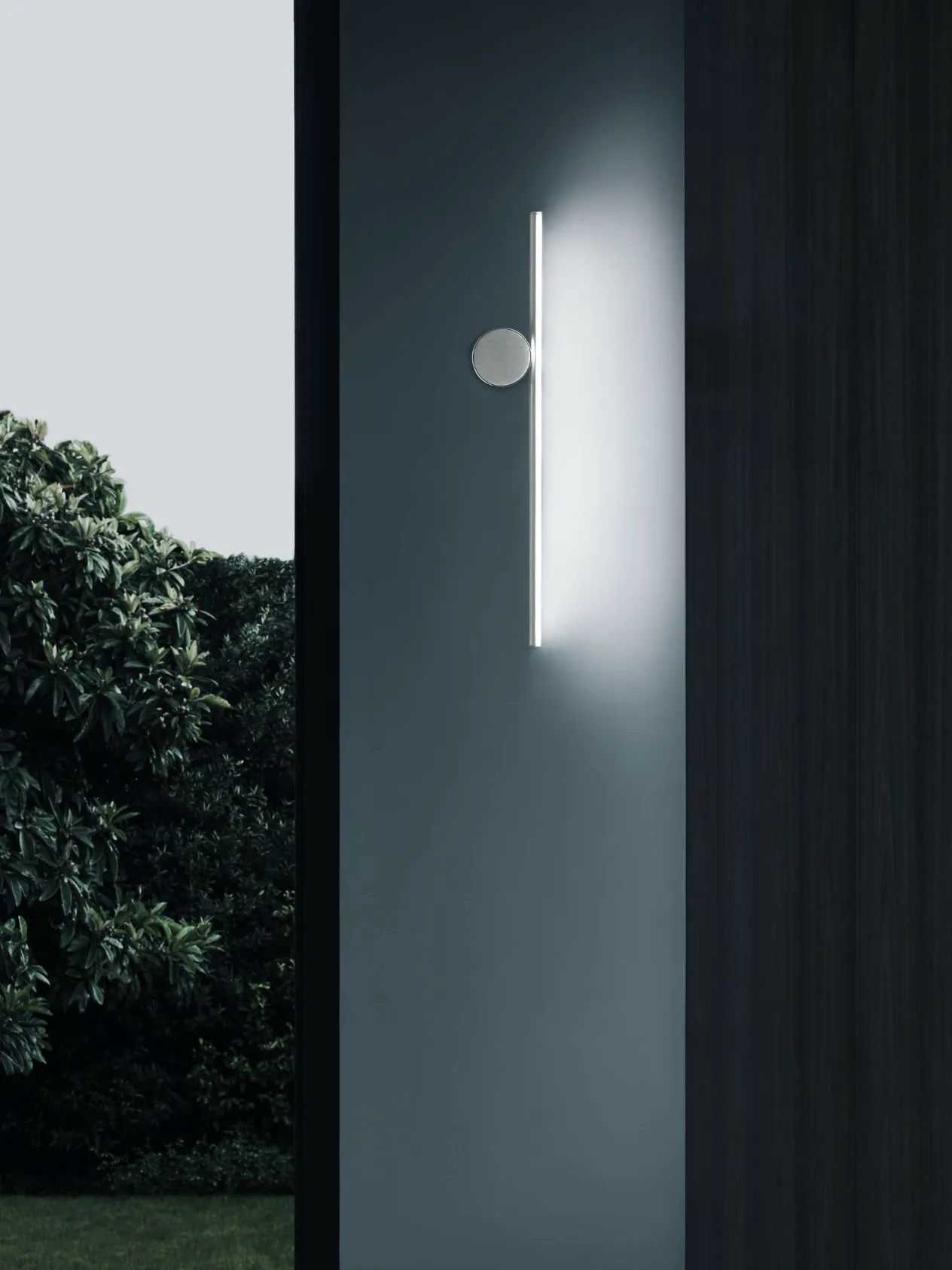 FLOS COOR W1 Wall Light - Colour Options