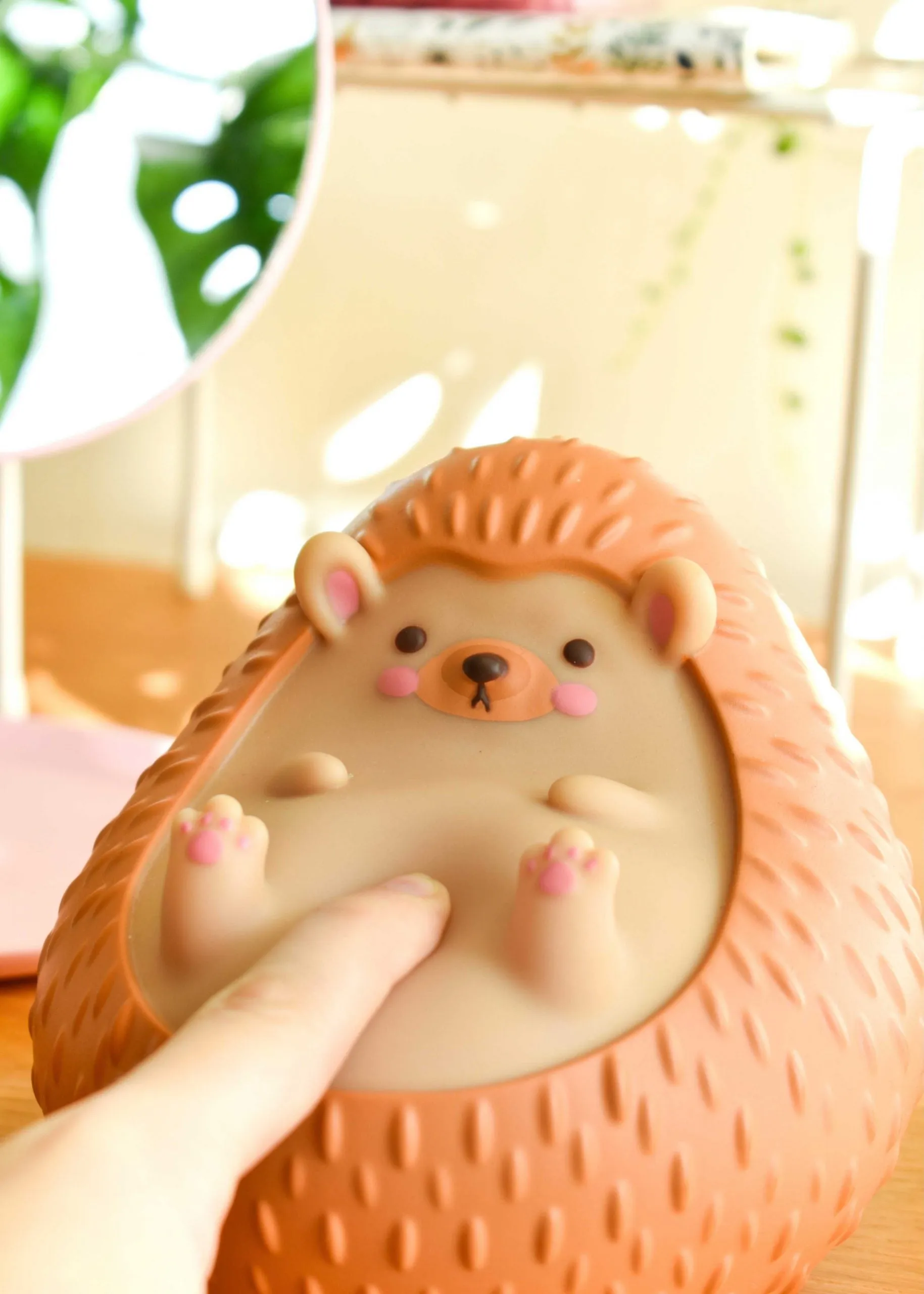Heji Hedgehog Night Light