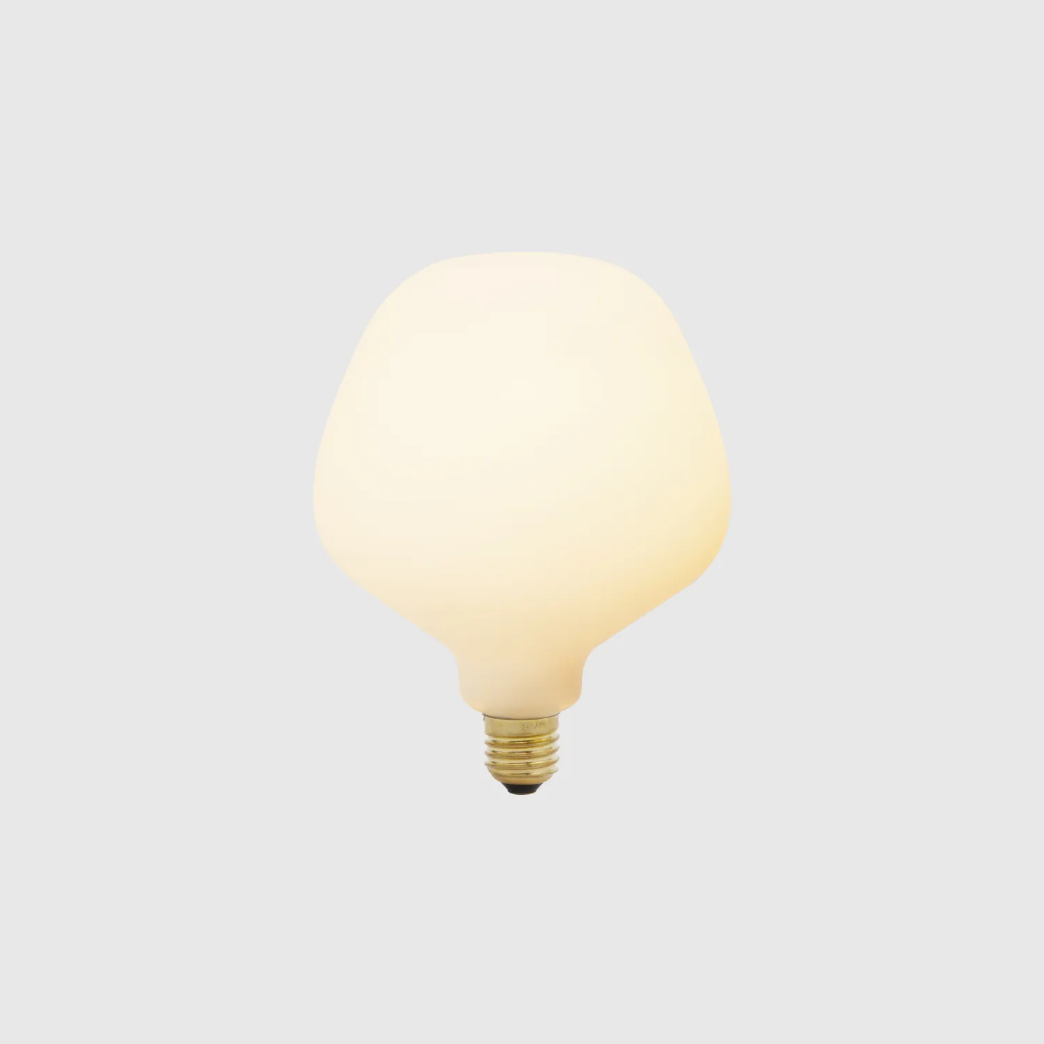 Knuckle Table Lamp in Walnut   Enno