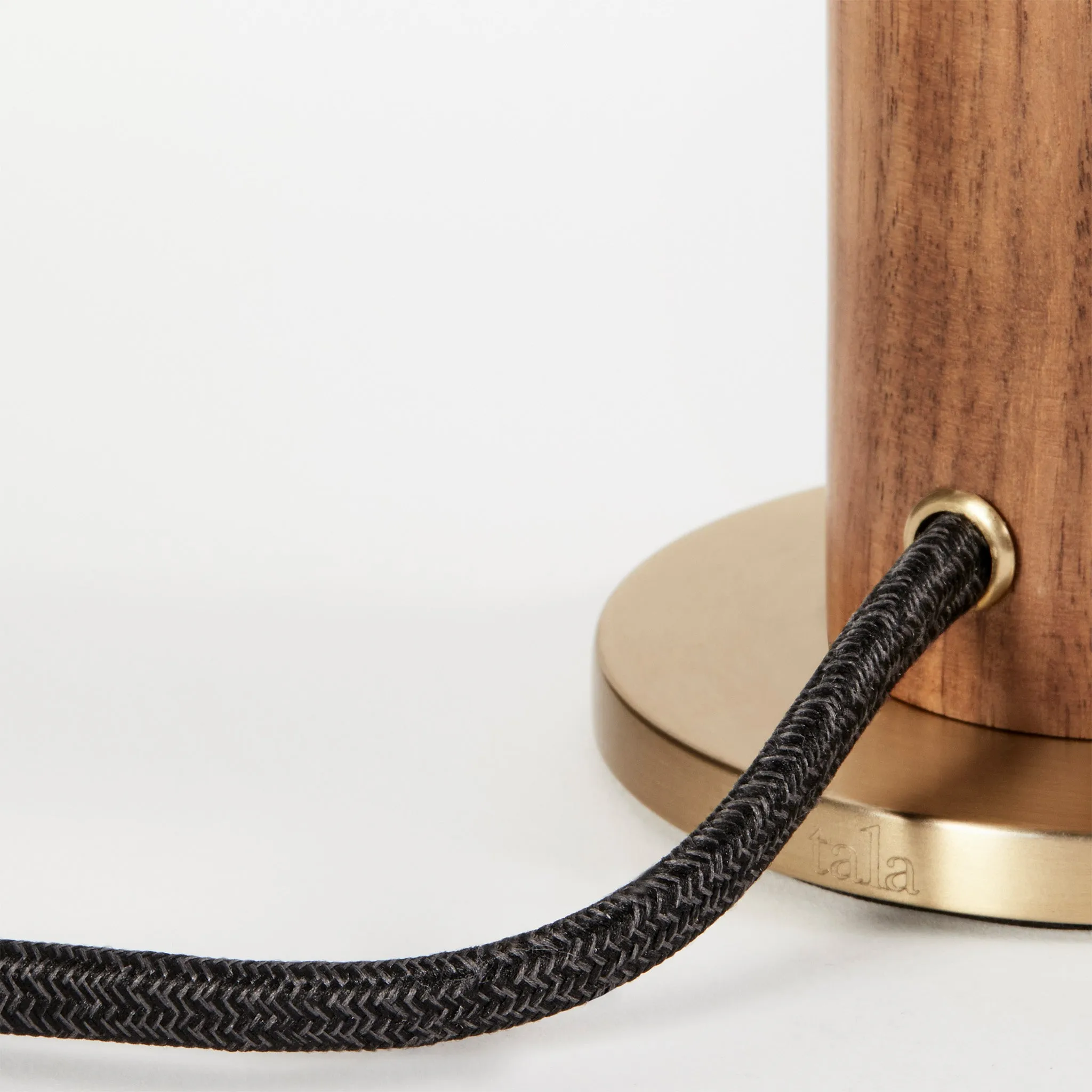 Knuckle Table Lamp in Walnut   Enno