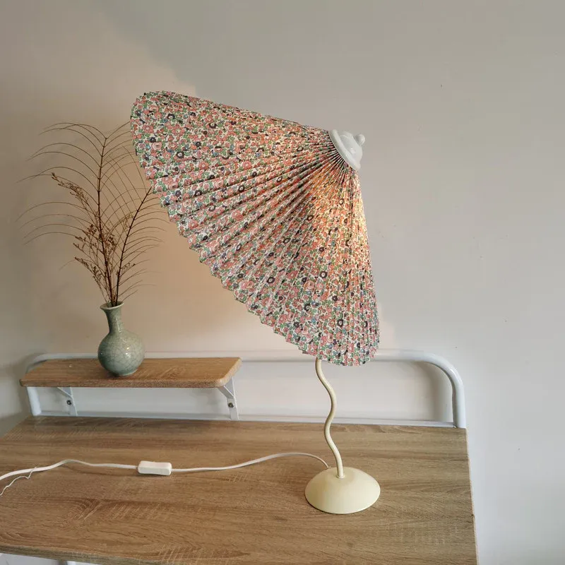 LaLa Pleated Umbrella Table Lamp