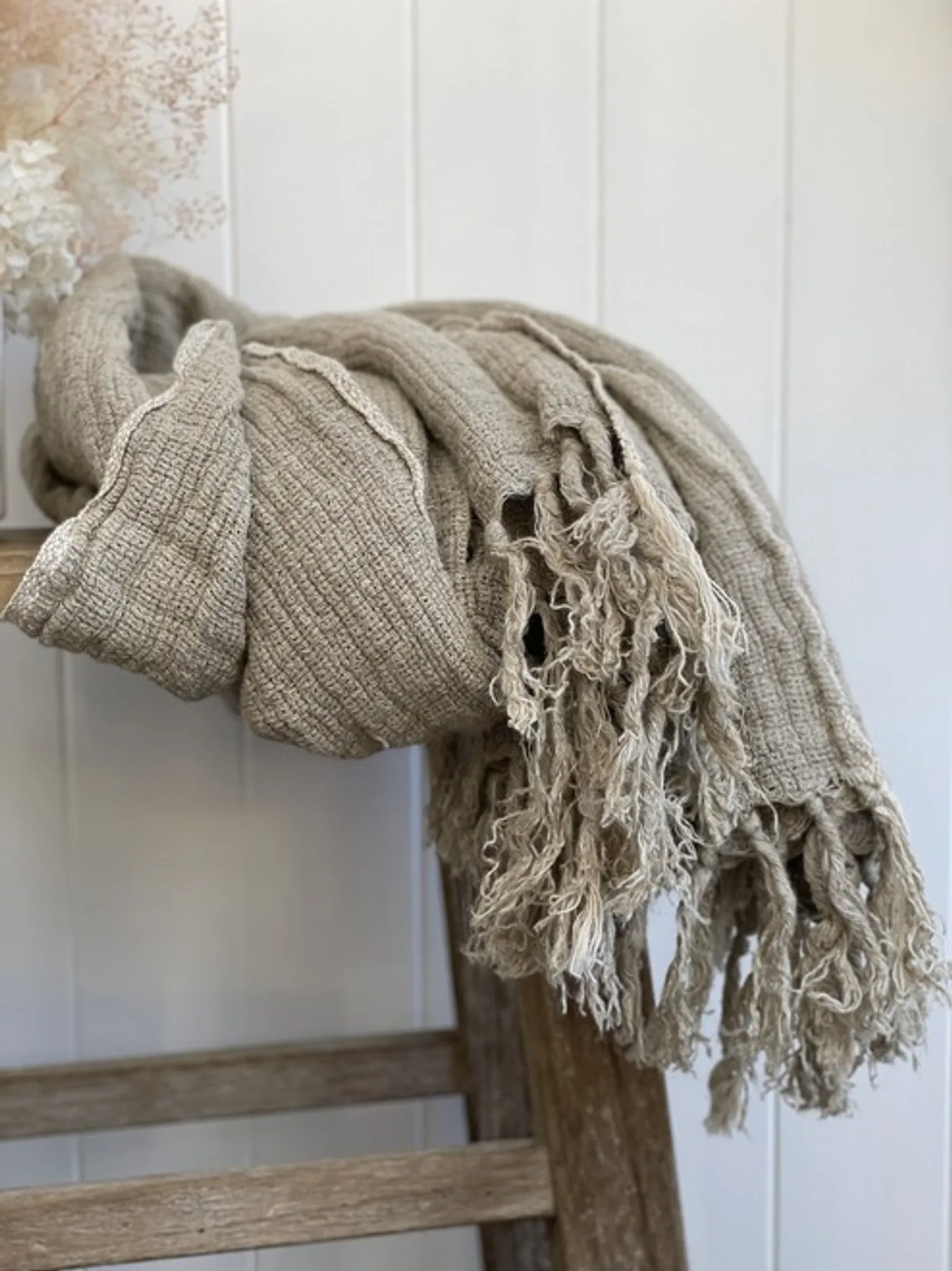Mesh Stonewashed 100% Linen Throw | Natural