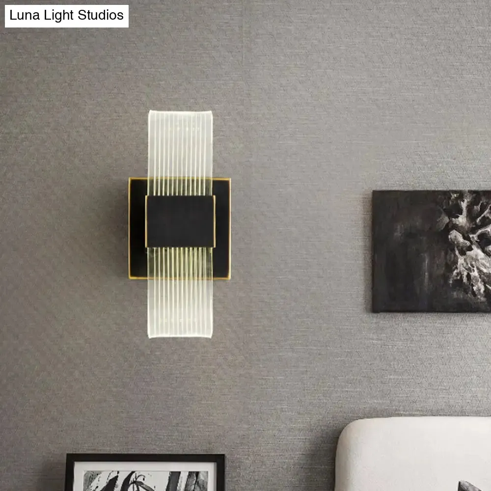 Modern LED Wall Sconce Light: Metal Square Design, Black Finish, Ideal for Living Room