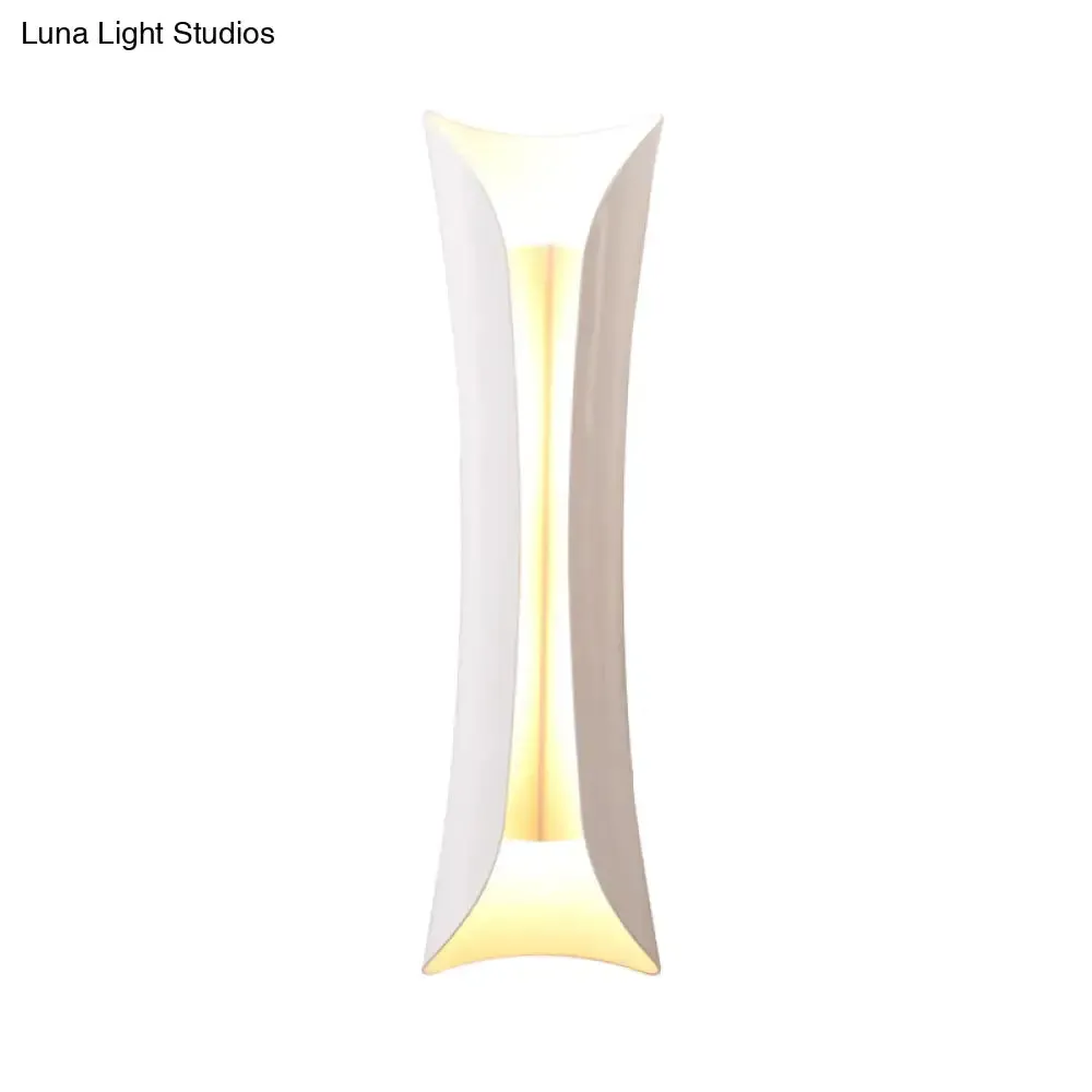 Modernist Metal Wall Lamp Sconce, Curved 2-Light Fixture in Metallic Black/White, Height options: 13"/21"/30" H