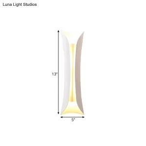 Modernist Metal Wall Lamp Sconce, Curved 2-Light Fixture in Metallic Black/White, Height options: 13"/21"/30" H