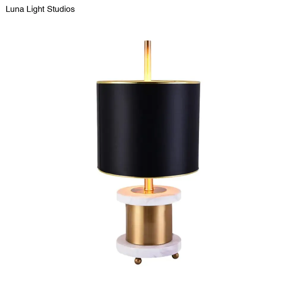 Nordic Black Metal Bedside Lamp - Stylish 1-Head Nightstand Light with Fabric Shade