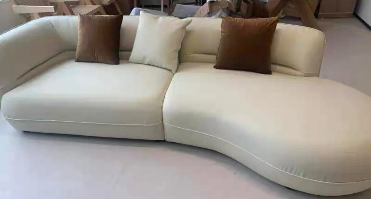 Nordin Scratch Resistant Curve Sofa