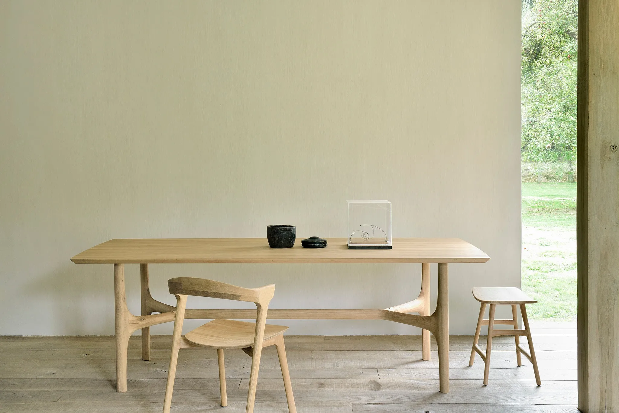 Oak Nexus Dining Table