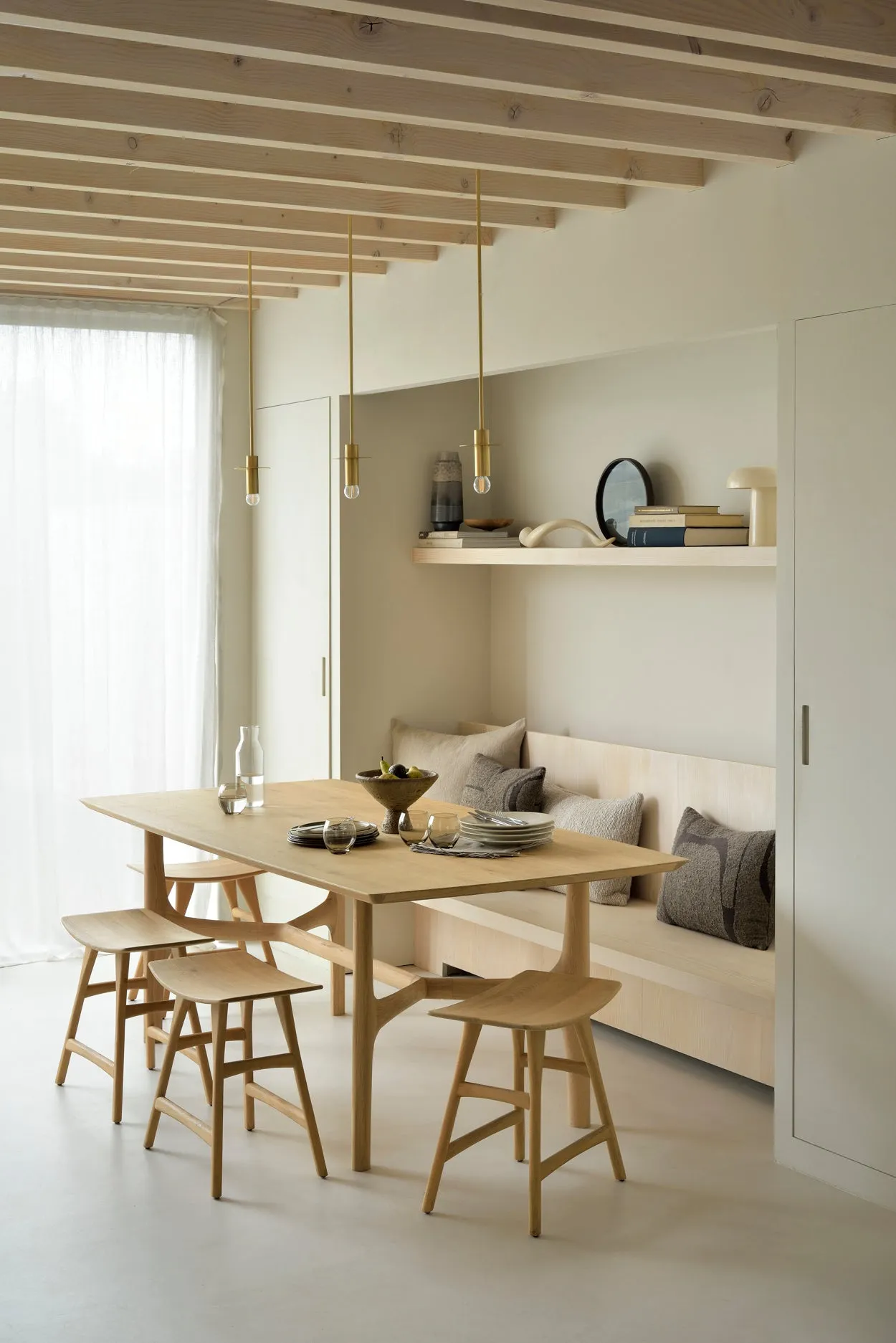 Oak Nexus Dining Table