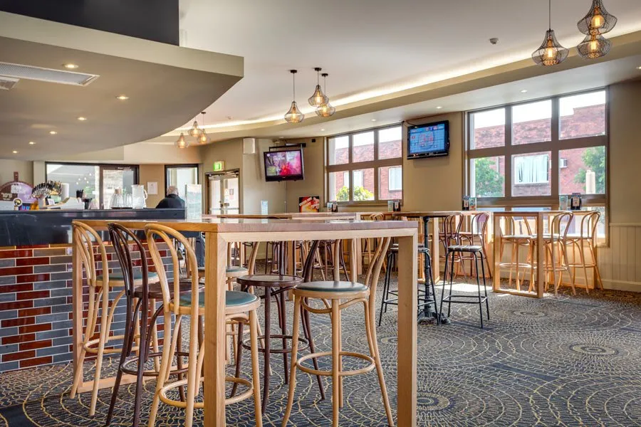 Skyline Timber Dry Bar