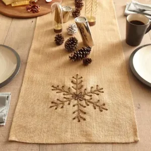 Snowflake Table Runner
