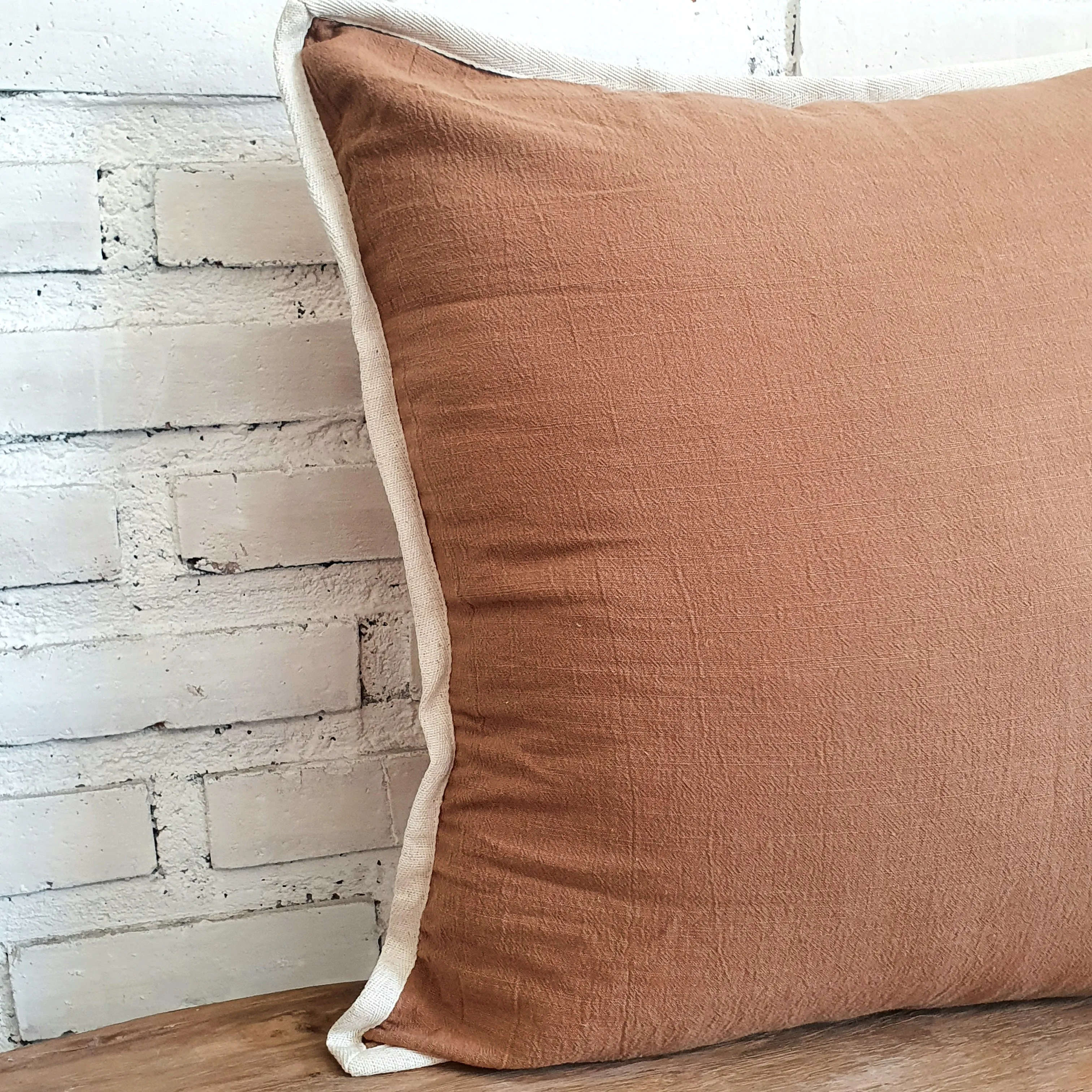 Soft Cotton Linen With Elegant Natural Edge Cushion