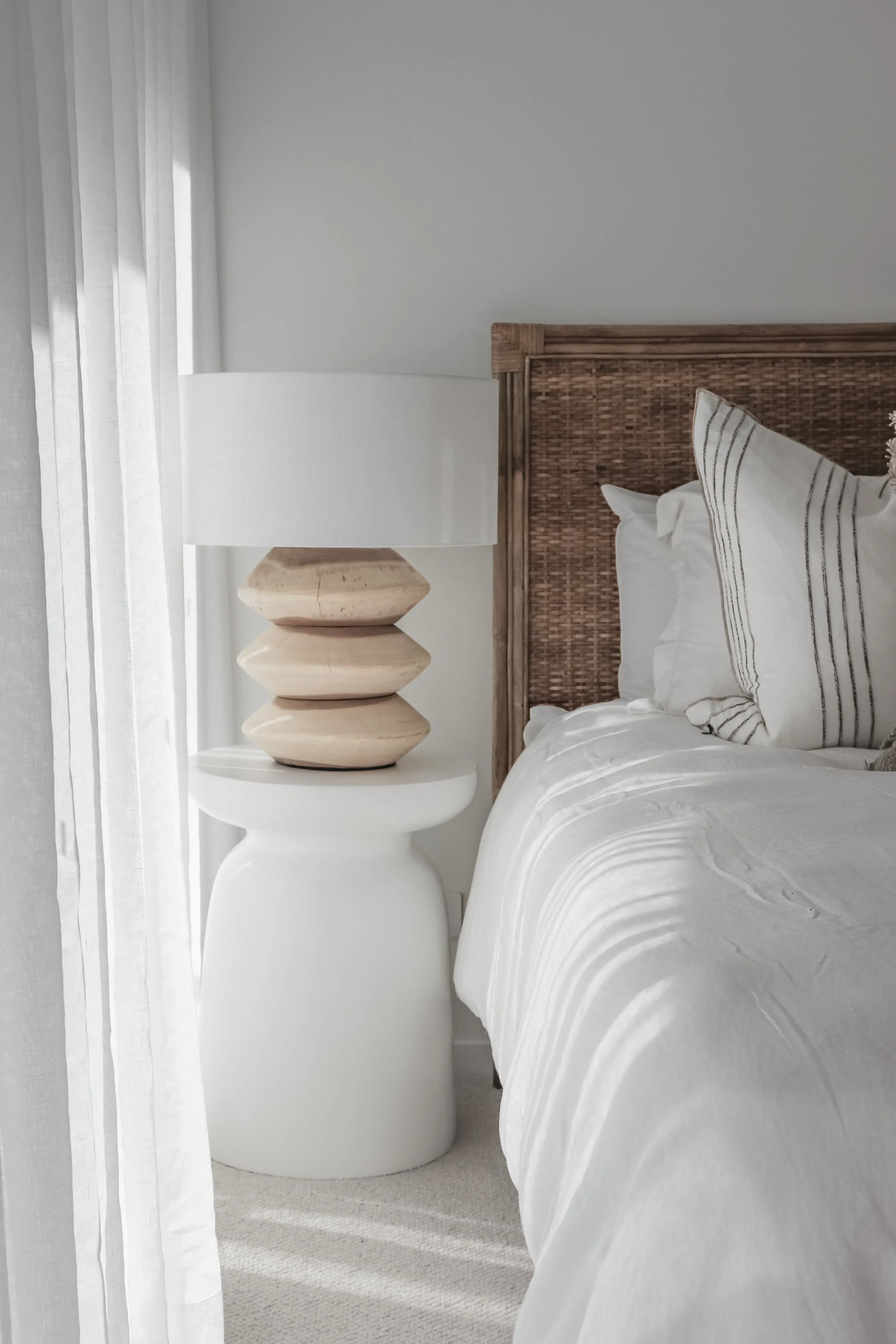 STACKS TABLE LAMPS