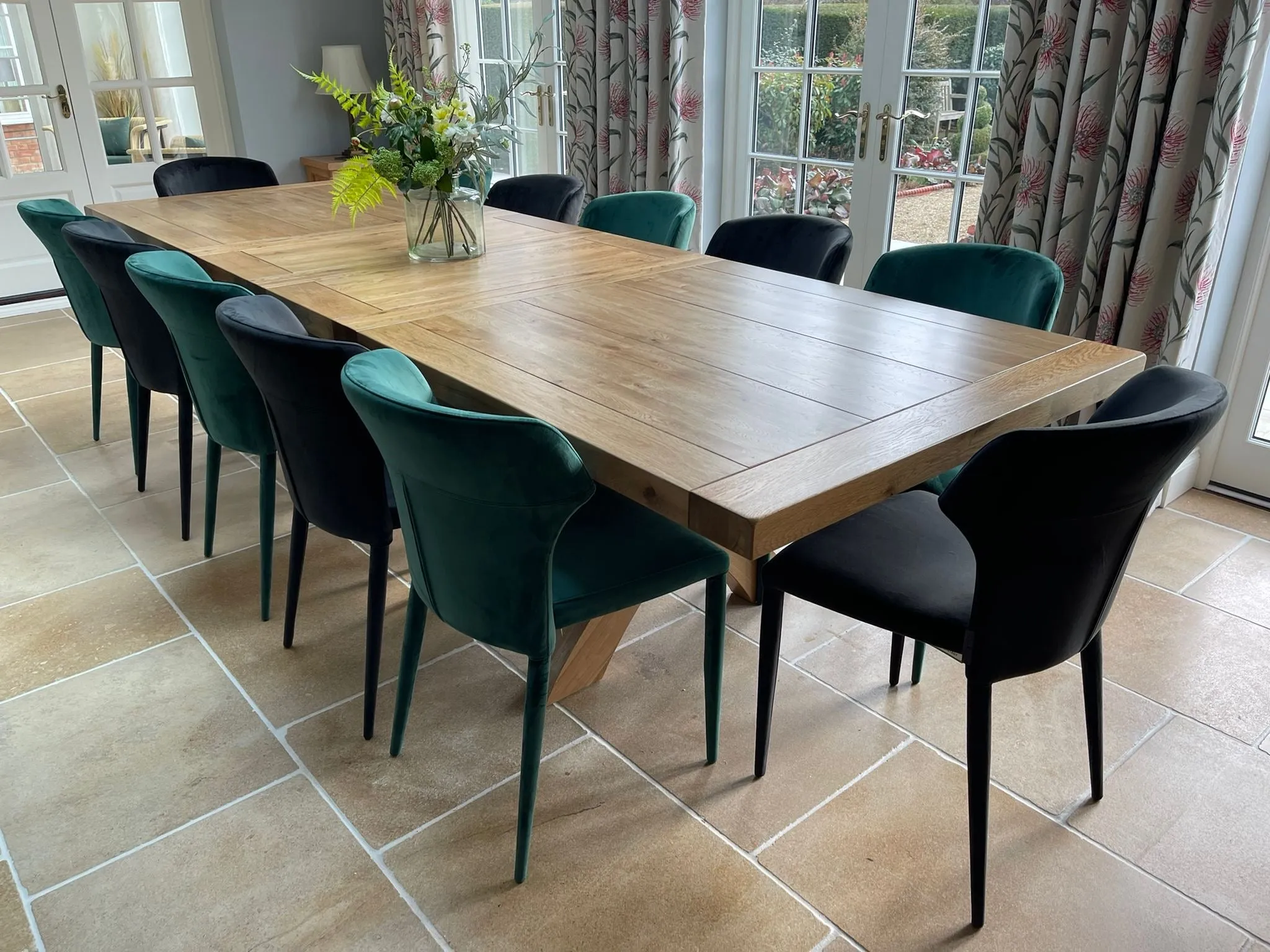 Warwick Oak Grand Trestle Extending Table